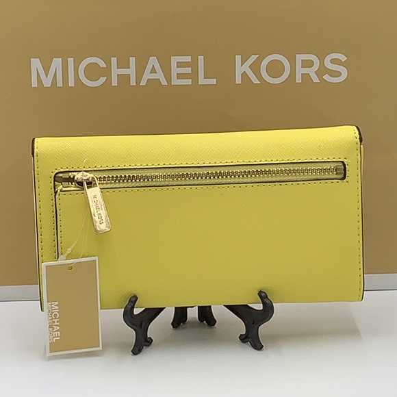 MICHAEL KORS JET SET TRAVEL LARGE TRIFOLD WALLET SUNSHINE COLOR - Picture 6 of 16